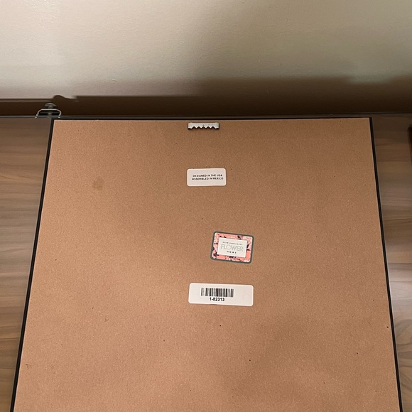 Set of Two Drew Barrymore Flower Home pictures of ladies - Picture 4 of 4